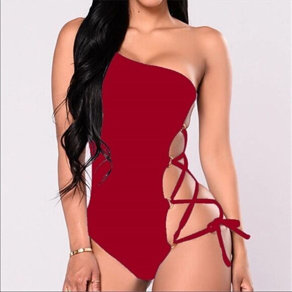 Sexy One Shoulder Side Detail Monokini Swimsuit - Picture 1 of 4